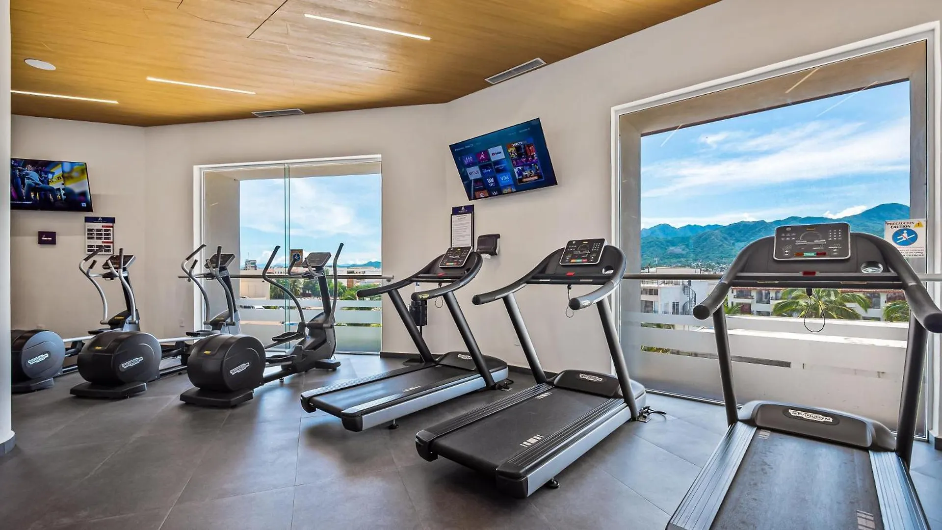 Oceanview Escape With Gym And Hot-Tub Villa Puerto Vallarta 0*,